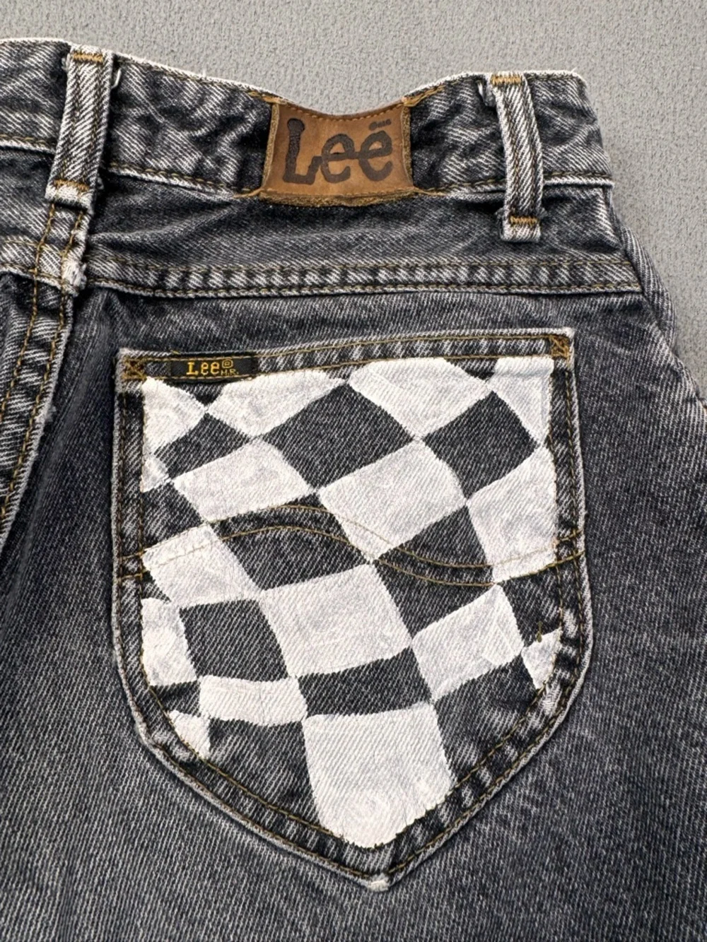 VINTAGE 90’s Lee M.R. Black Wash High Waisted Long Jeans Shorts, Frayed Hem, 26